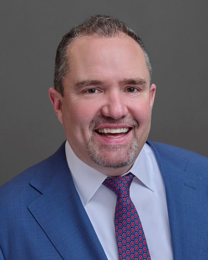 Dave Guerin with grey background